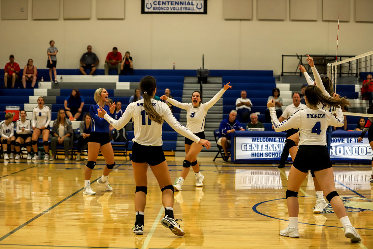 Centennial VB vs Sandy Creek (38).jpg